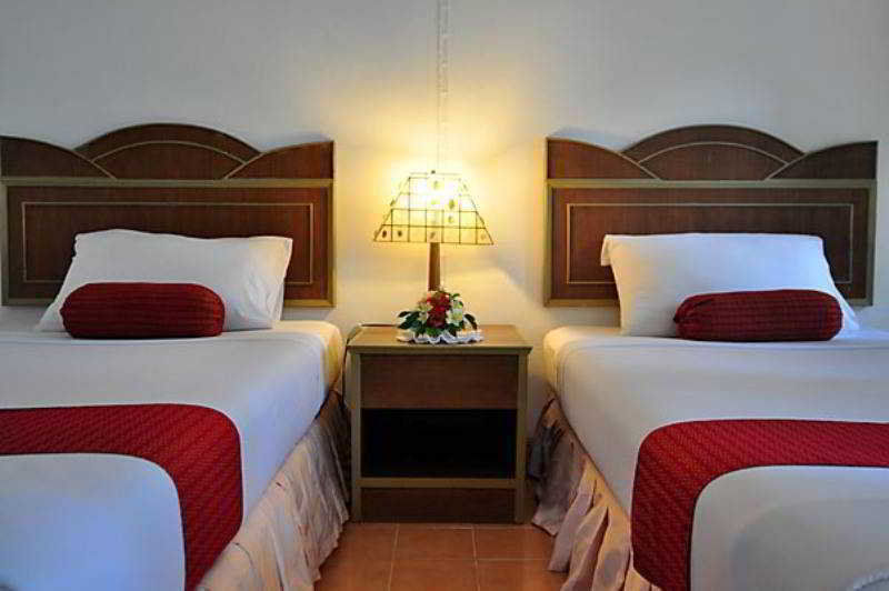 Coral Island Resort Phuket Zewnętrze zdjęcie