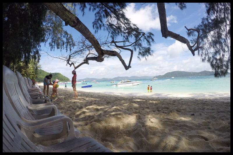 Coral Island Resort Phuket Zewnętrze zdjęcie